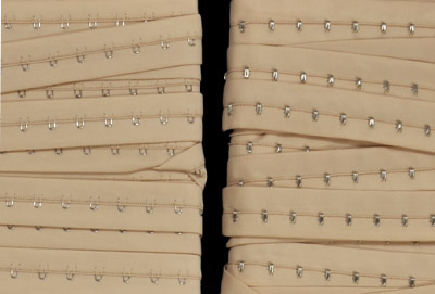 Korzett francia kapocs